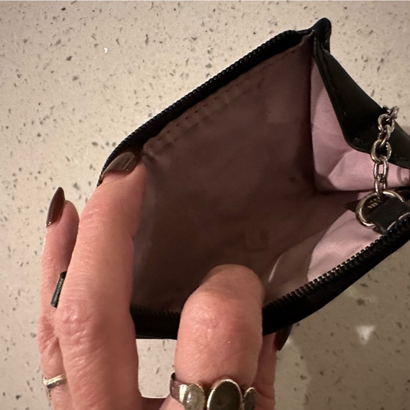Mini black Coach wallet - Picture 2 of 9